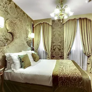 فندق كازانوفا, البندقية
