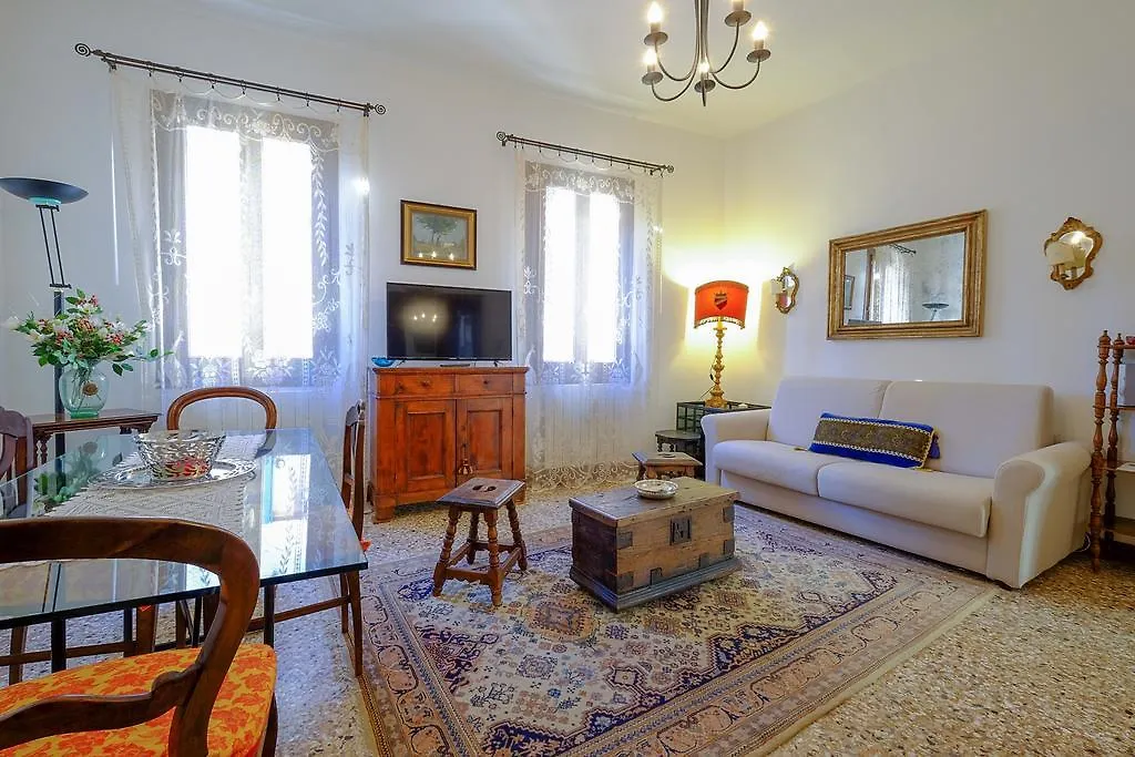 Ai Miracoli Apartment Venice Italy