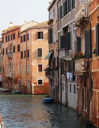 Ai Miracoli Apartment Venice